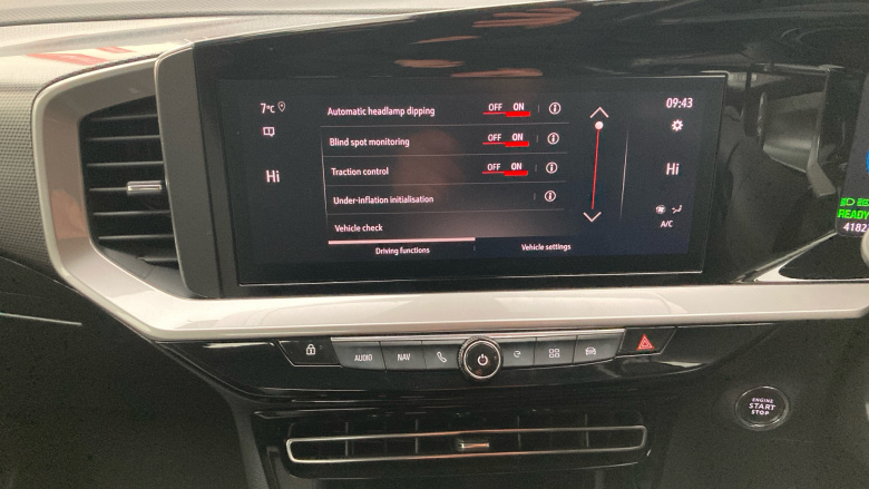 Vauxhall Mokka 100kW Elite Premium 50kWh 5dr Auto Electric Hatchback